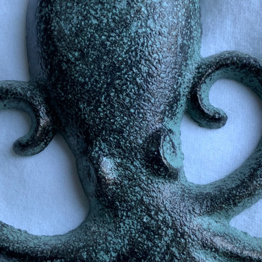 Octopus Hanger - Picture 4 of 4